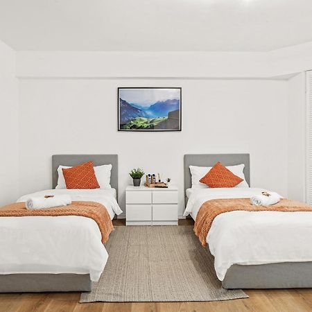 2 Zimmer Apartments, 4 Betten, Vollmoebliert,Zentrale Lage Am S-Bahnhof Berlin Exterior foto